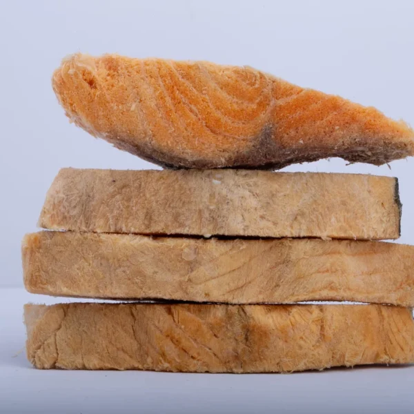 Freeze-Dried-Cube-Treats-for-Cats-Dogs-Chicken-Salmon-Cheese-Egg-Yolk-Multiple-Flavors-From-Meat-Ingredients-Dry-Food