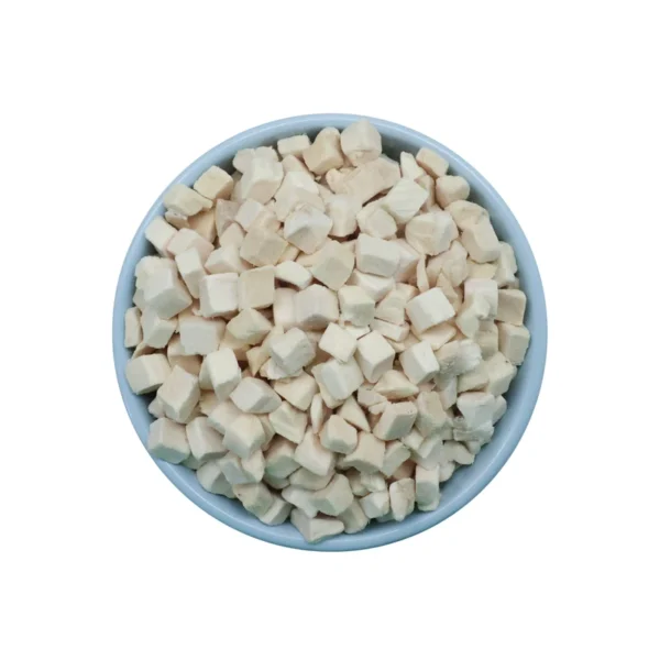 Freeze-dried-Diced-Chicken-Premium-Cat-Treats-Natural-High-Protein-Rich-Nutrition-140g-Bag-ODM-Packaging