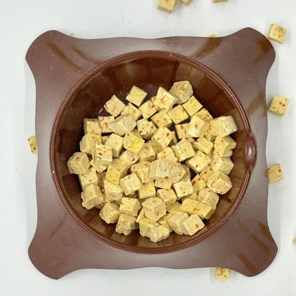Low-MOQ-Natural-Training-Treats-Freeze-Dried-Chicken-Carrot-Cat-Food-Dry-Pet-Food-for-Cat-and-Dog-Feeds-Pet-Treats-Snacks
