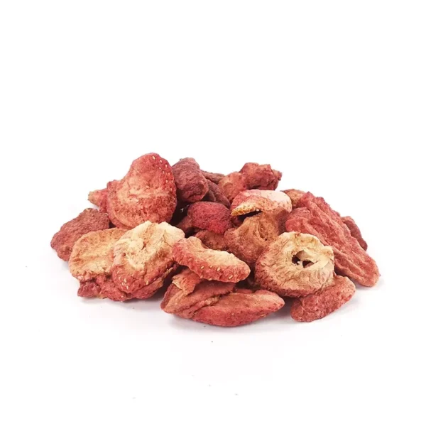 Pet-Rabbits-Guinea-Pig-Snacks-Freeze-Dried-Strawberries